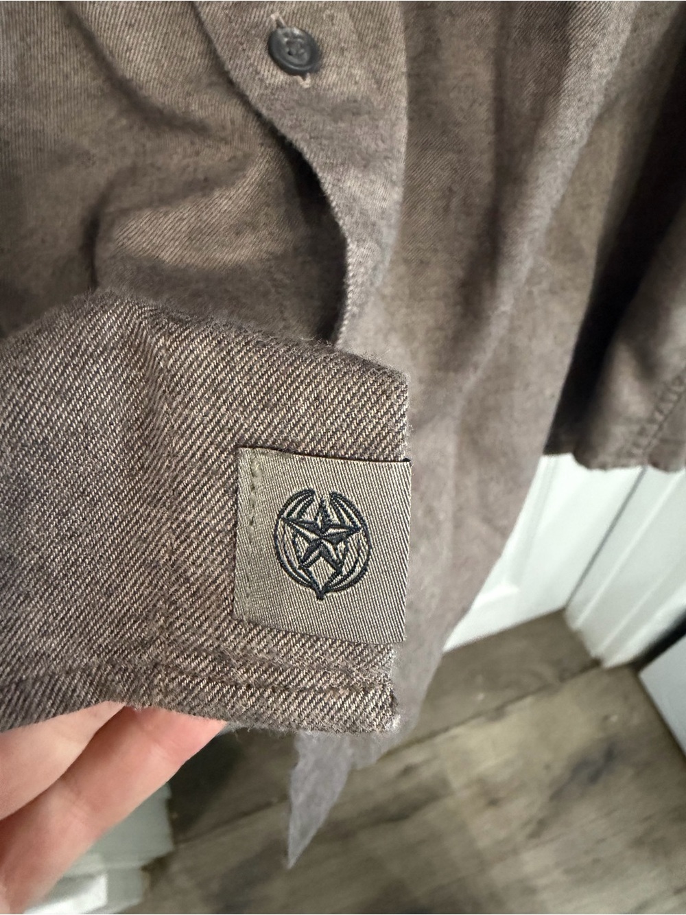 Men's brown flannel Banana Republic button up